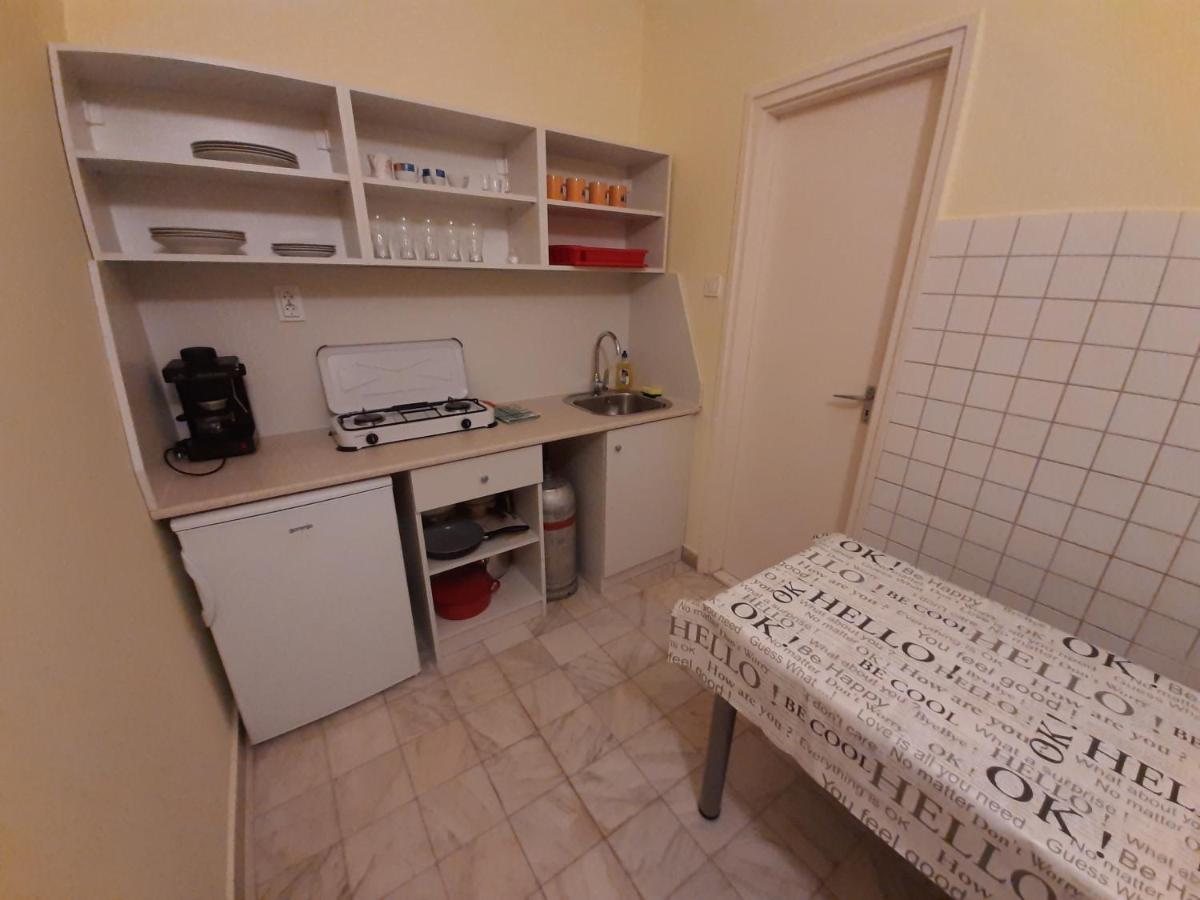 Gyopar Gyoengye Apartmanhaz Oroshaza Ngoại thất bức ảnh