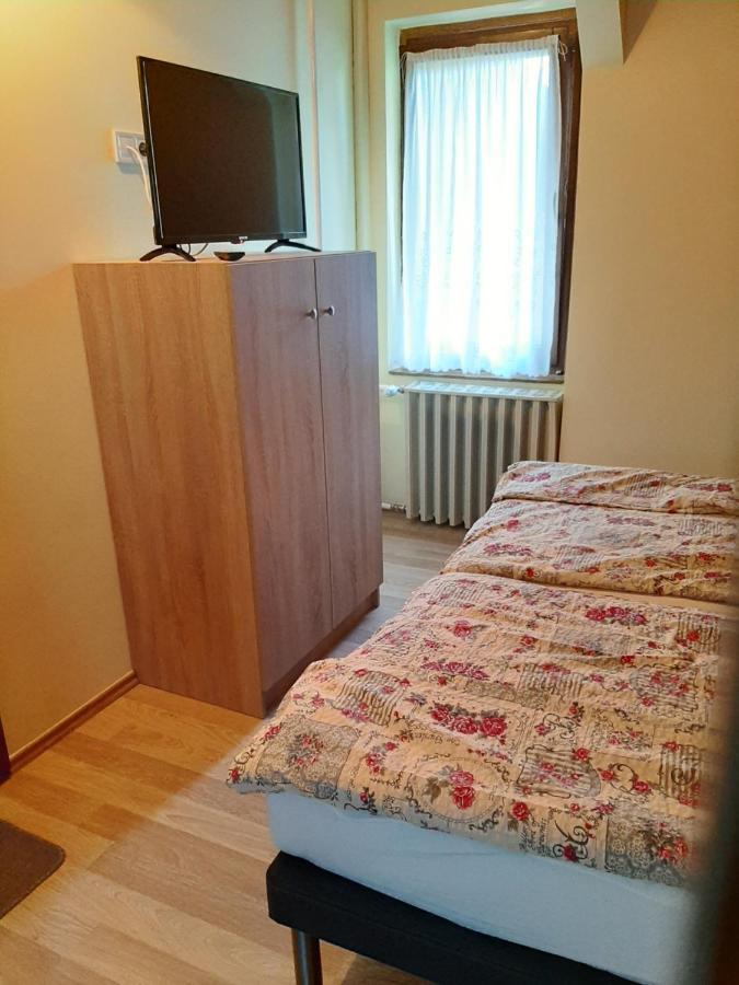 Gyopar Gyoengye Apartmanhaz Oroshaza Ngoại thất bức ảnh