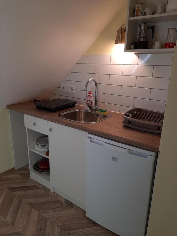 Gyopar Gyoengye Apartmanhaz Oroshaza Ngoại thất bức ảnh