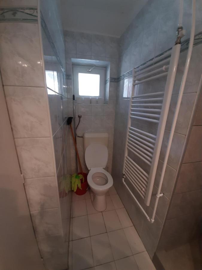 Gyopar Gyoengye Apartmanhaz Oroshaza Ngoại thất bức ảnh