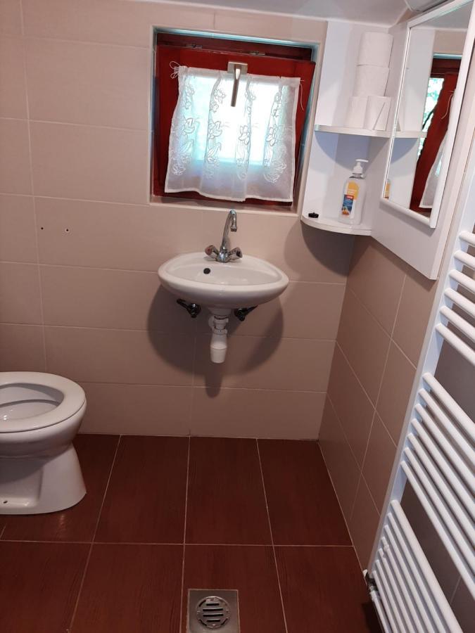 Gyopar Gyoengye Apartmanhaz Oroshaza Ngoại thất bức ảnh